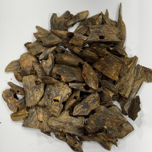 عود طبيعي صيني دبل سوبر 12 جرام