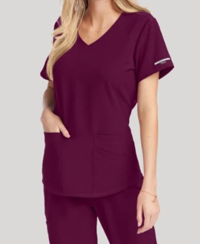 بلوزة سكيتشرز نسائي-101