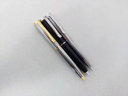 اقلام اطفال