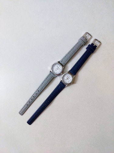 ساعات اطفال جلد