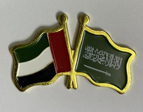 ستيكر معدني علم السعودية و الإمارات
