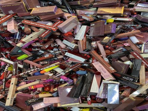 قلوسات فكتوريا المميزة