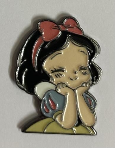 ستيكر معدني سندريلا