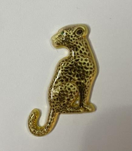 ستيكر معدني نمر