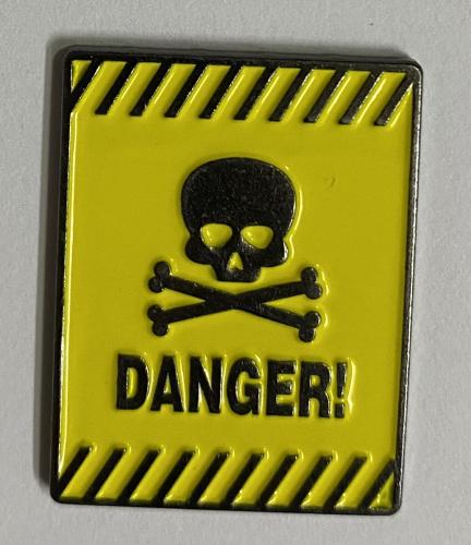 ستيكر معدني danger