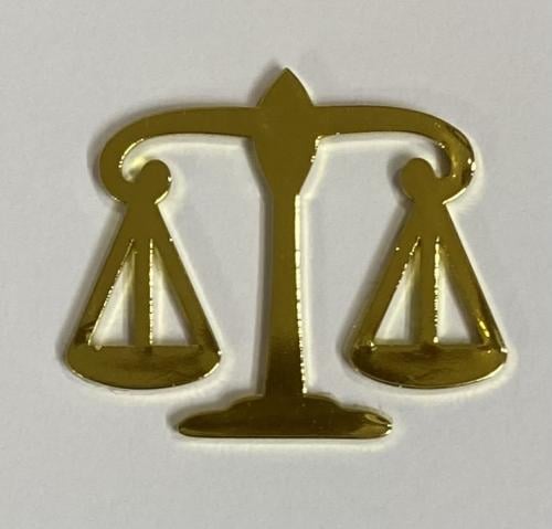 ستيكر معدني ميزان محاماة ذهبي