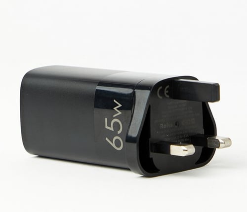 فيش شاحن تايب سي جداري 65W من موج ماكس +كيبل قماش...