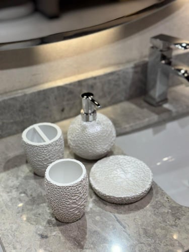 طقم إكسسوارات حمام فاخر