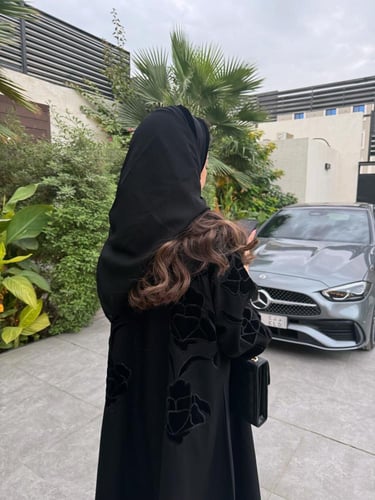 عباية ميار اسود