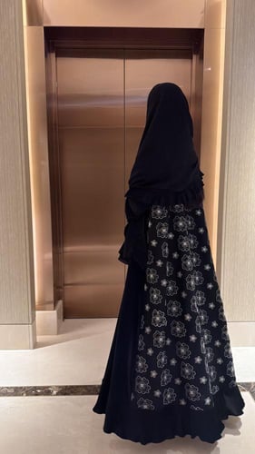 عباية جوليا