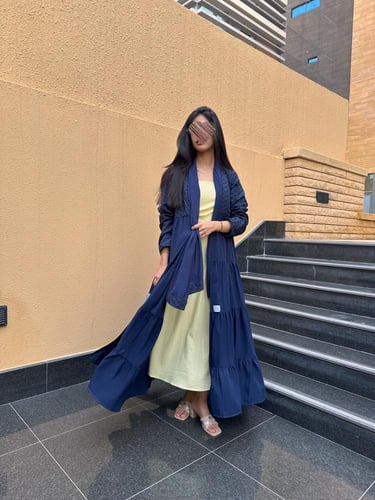 عباية افنان كحلي