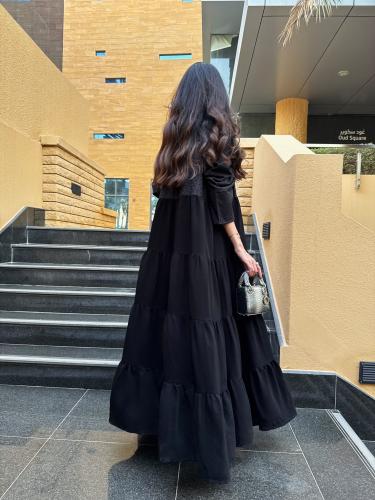 عباية افنان اسود