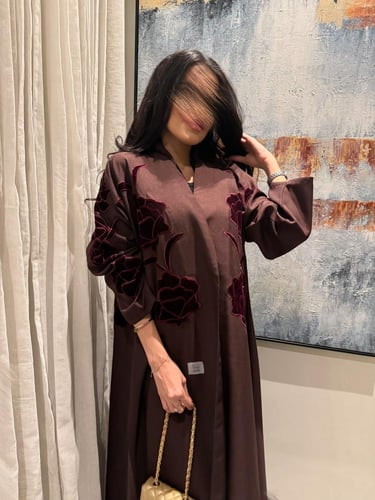 عباية ميار عنابي