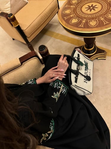 عباية نجد اسود