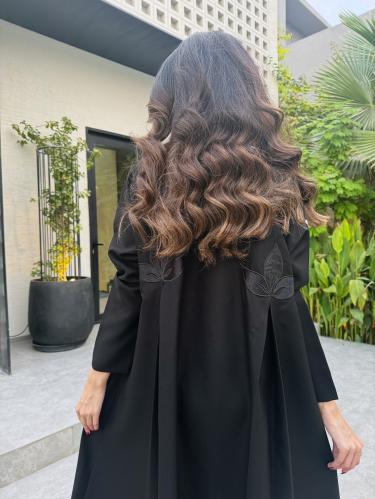 عباية سارا اسود