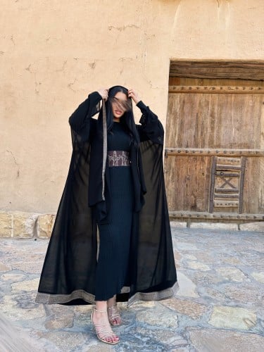 عباية بتطريز جمال