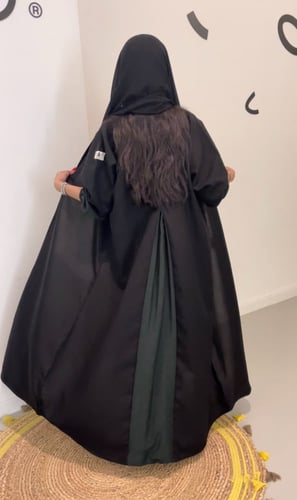 عباية كسرة بالظهر + طرحة مطرزة