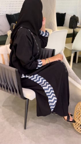 عباية كسرة من الجوانب + طرحة