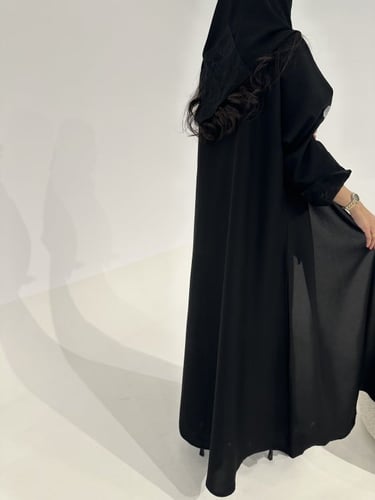 عباية نغم تطريز اسود