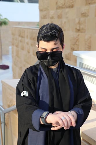 عباية دبل فيس كحلي واسود + طرحة