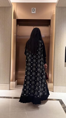 عباية جوليا