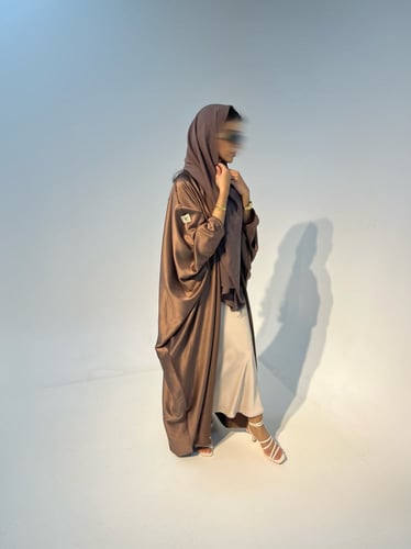 عباية بشت بني