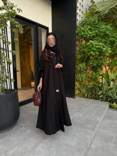 عباية لولوة تطريز اسود