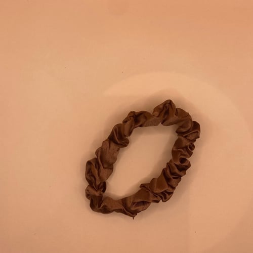 ربطة شعر ستان مقاس صغير