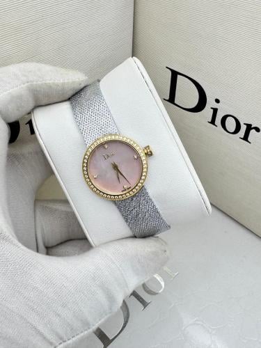 ساعة ديور حرير