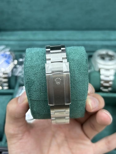 ساعة رولكس أويستر بربتشوال كوبي سويس