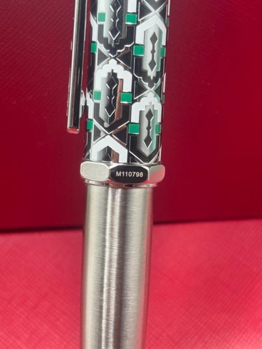 قلم كارتير سانتوس دومو دو حصري للشرق الأوسط(فرار)