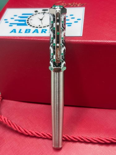 قلم كارتير سانتوس دومو دو حصري للشرق الأوسط