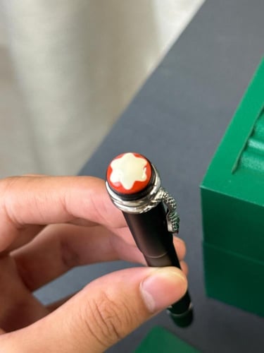 قلم مونت بلان الثعبان ماستر كوالتي (غطاء)