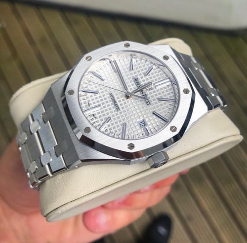 ساعة اوديمار بياجيه الدرجة الاولى