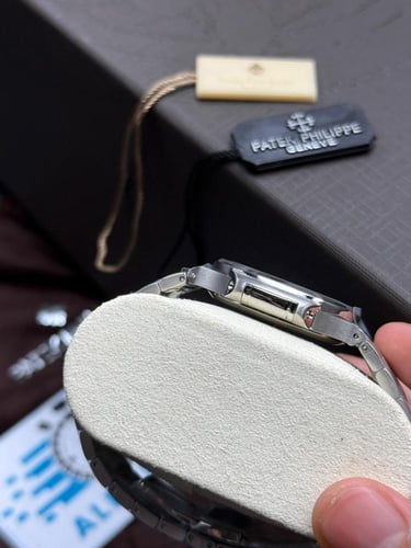 ساعة باتيك فيليب نوتيلوس هاي كوالتي