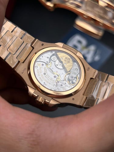 ساعة باتيك فيليب نوتلس 5712 اعلى مكينة سوبر كلون