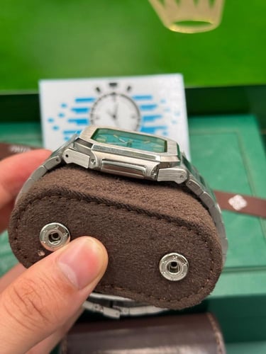 ساعة باتيك فيليب Cubitus الحديثة هاي كوالتي