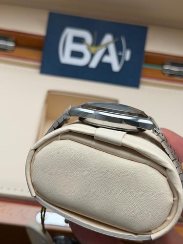 ساعة أوميقا سي ماستر تصميم فنتج هاي كوالتي