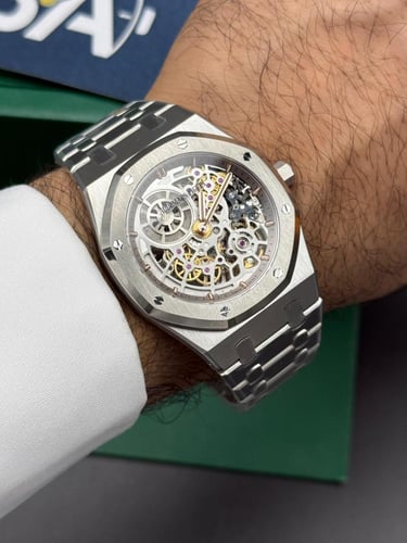 ساعة أوديمار AP سكيلتون اعلى مكينة سوبر كلون