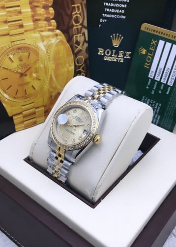 ساعة رولكس الدرجة الاولى نسائي