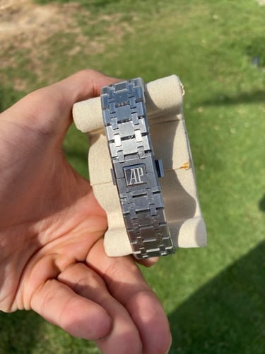 ساعة أوديمار بياجيه الدرجة الاولى