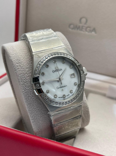 ساعة ماركة اوميجا الدرجة الاولى