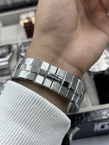 ساعة شوبارد هاي كوالتي