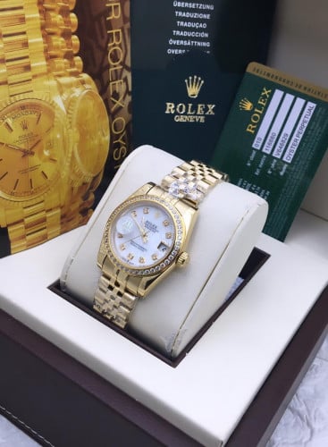 ساعة رولكس الدرجة الاولى نسائي