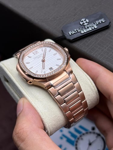 ساعة باتيك فيليب نوتيلوس هاي كوالتي