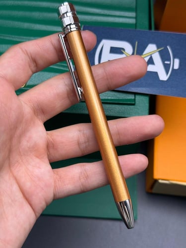 قلم شوبارد أيس كيوب هاي كوالتي