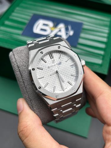 ساعة AP رويال أوك أعلى مكينة سوبر كلون