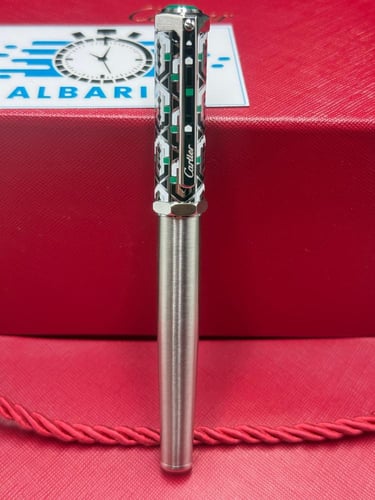 قلم كارتير سانتوس دومو دو حصري للشرق الأوسط