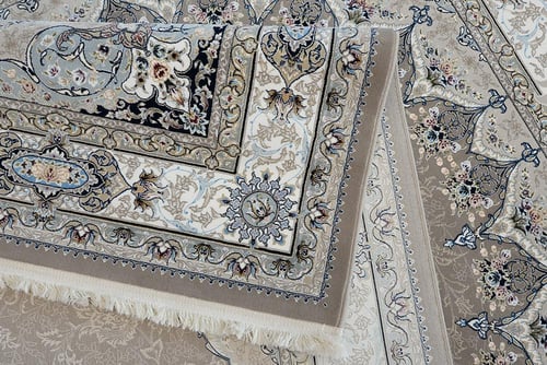 سجاد كلاسـيك فاخـر