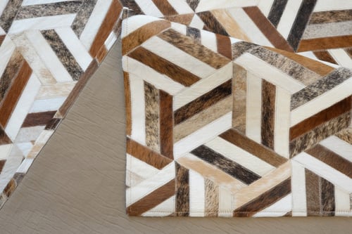 سجاد جلد بقري